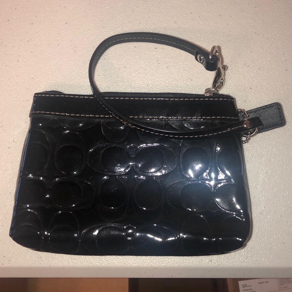 Coach wristlet never used